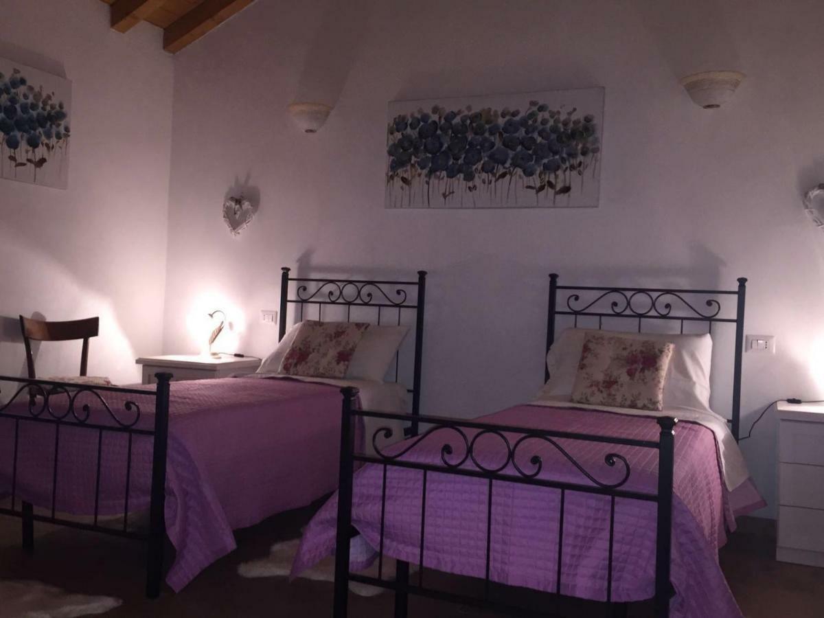 Bed and Breakfast Felix House Codevilla Exteriér fotografie