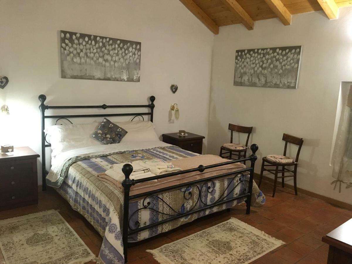 Bed and Breakfast Felix House Codevilla Exteriér fotografie