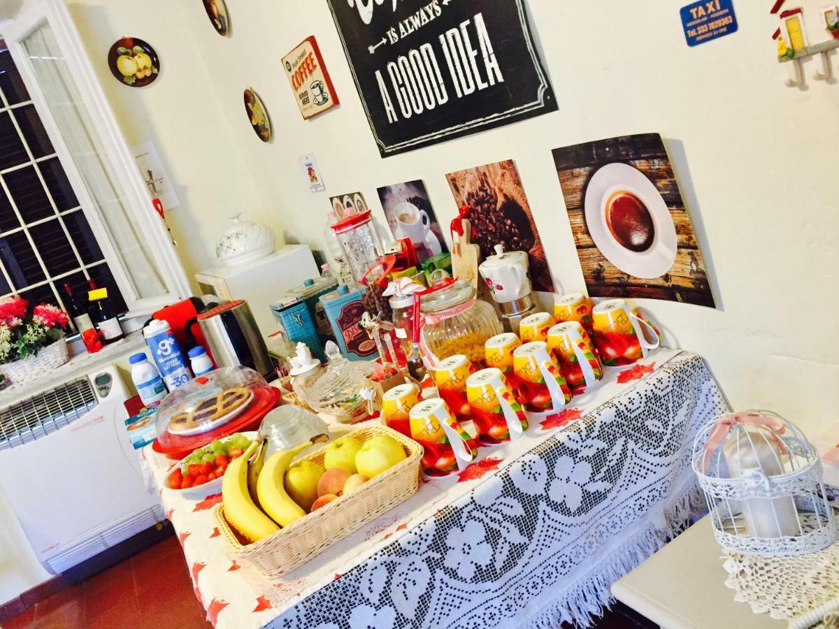 Bed and Breakfast Felix House Codevilla Exteriér fotografie